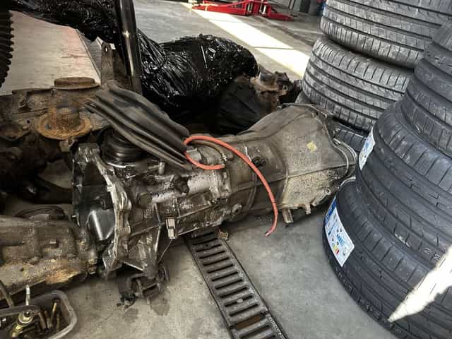 Skrzynia biegów manual Nissan Patrol Y60 2.8