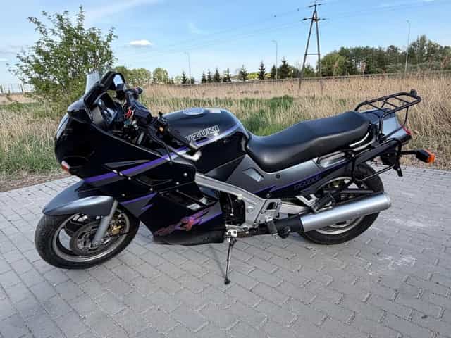 Suzuki GSX 1100F / Stan kolekcjonerski/26 tyś przebiegu !!