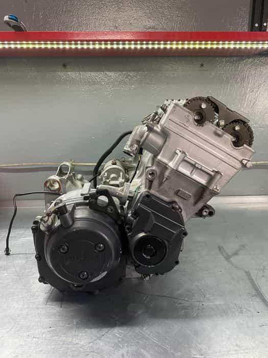 Honda Cbr 900 sc 28/33 silnik Instalcja