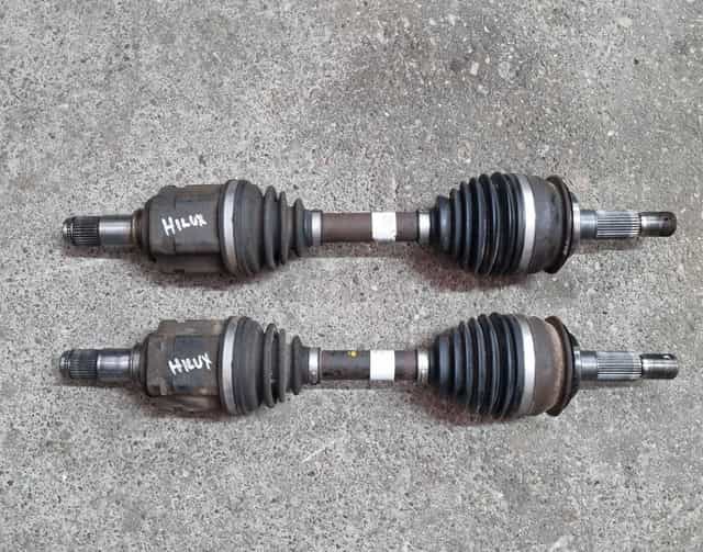 Półoś Przednia Toyota Hilux VII 06-15r