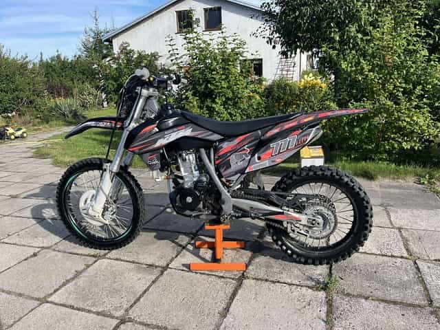 Xmotos Asix xb39 300