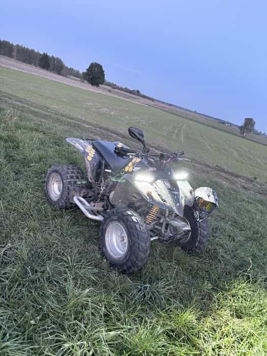 Quad honda-barossa 250