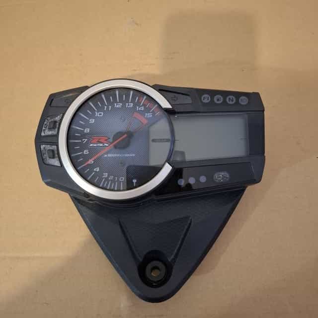 Suzuki GSX-R  1000   K9 licznik zegary