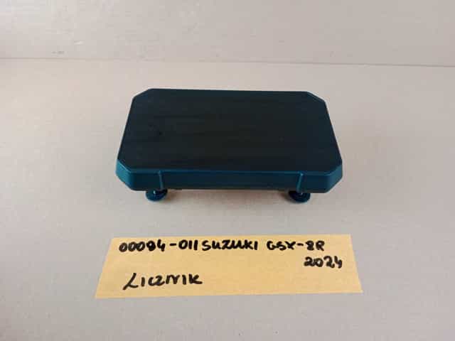 Suzuki GSX-8R Licznik Wyświetlacz Zegary Tablet 23-26