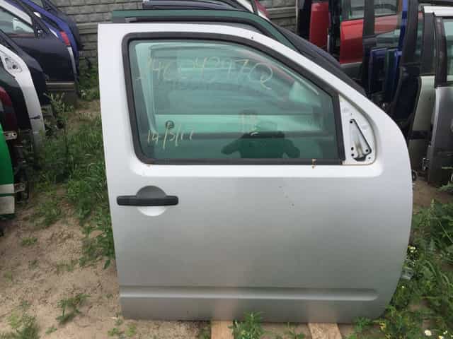 nissan navara d40 gołe drzwi prawy przód idealne