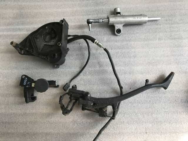 suzuki gsxr 1000 k7 k8 nóżka stopka amortyzator