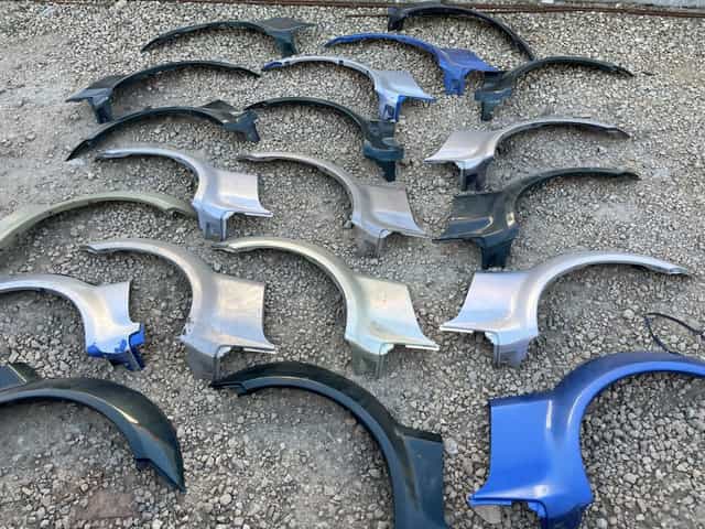 Suzuki jimny nakladka listwa na blotnik oslona