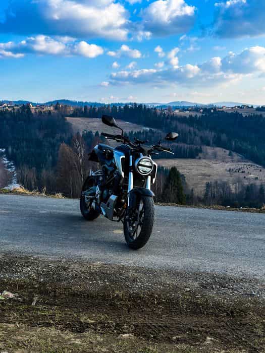 Honda CB125R 2018 Niski przebieg stan Bardzo Dobry Kat A1/B