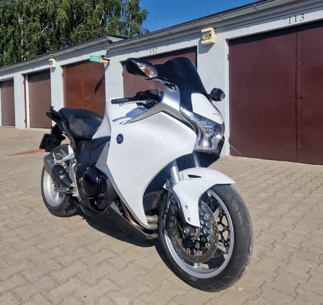 Honda VFR 1200 F 2011r. 45 tys. V4 172 km zadbana