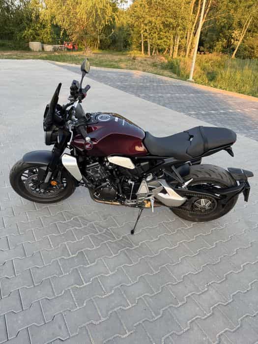 Motocykl HONDA CB 1000 R