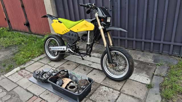 Husqvarna TE 570 SM 610 kanapa CZĘŚCI półki lampa kopka chłodnica