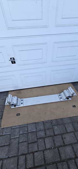 Land Rover Defender II L 663  2 belka tylna, tył,  tylni Orginal nie uszkodzona