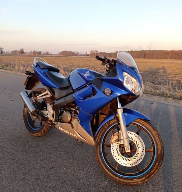 Honda CBR 125 R  2004r