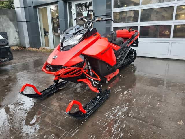 Skuter śnieżny SKIDOO SKI-DOO Summit X 850