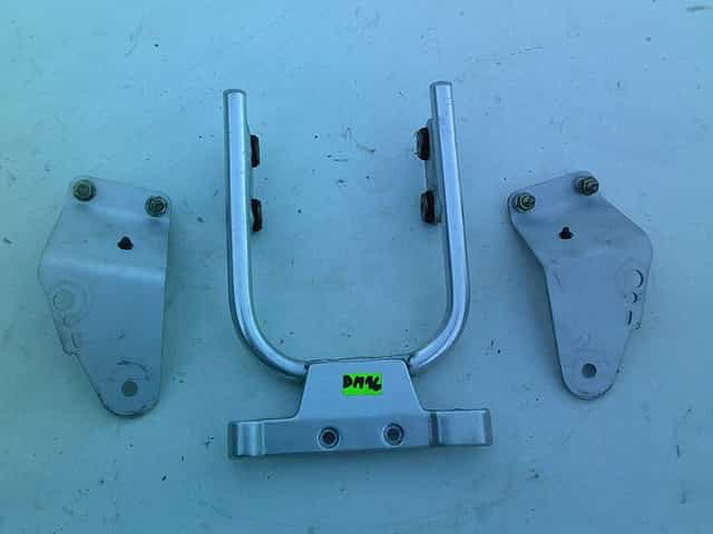 Ducati monster 600 stelaż przód mocowanie uchwyt reflektora