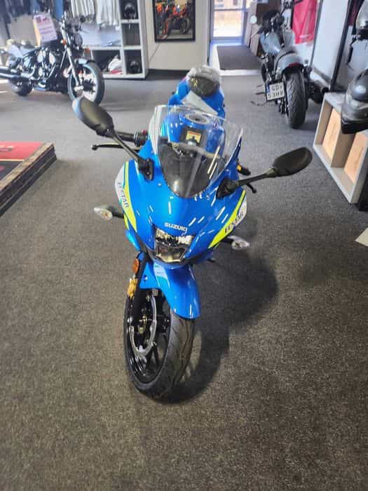 Suzuki GSXR 125 na kat B.