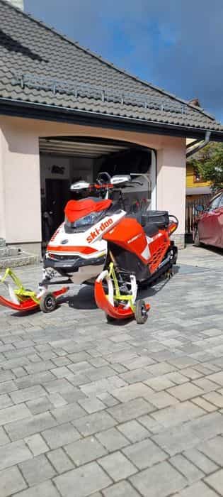 Ski doo summit 850 expert 154 cale