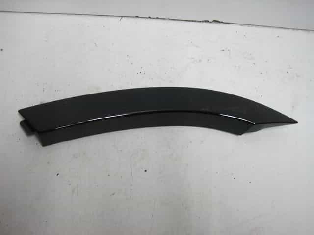 NAKŁADKA LISTWA BŁOTNIKA LEWA LAND ROVER DEFENDER L8B2-16A333-BX