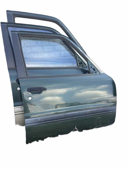 Drzwi Prawy Przód Gołe Nissan Patrol Y61
