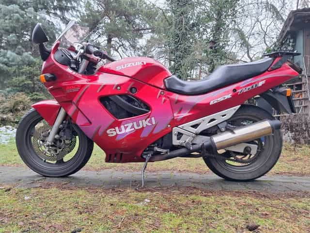 Suzuki GSX 750 F oryginalny bardzo ładny stan !
