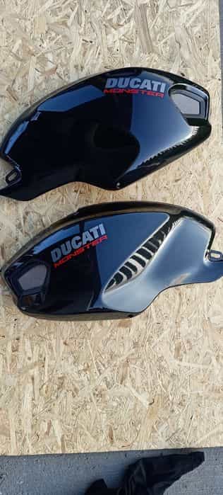 Osłona owiewka zbiornika Ducati Monster 696 prawa lewa