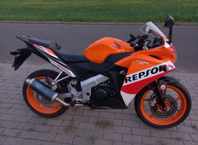 Honda cbr 125 repsol