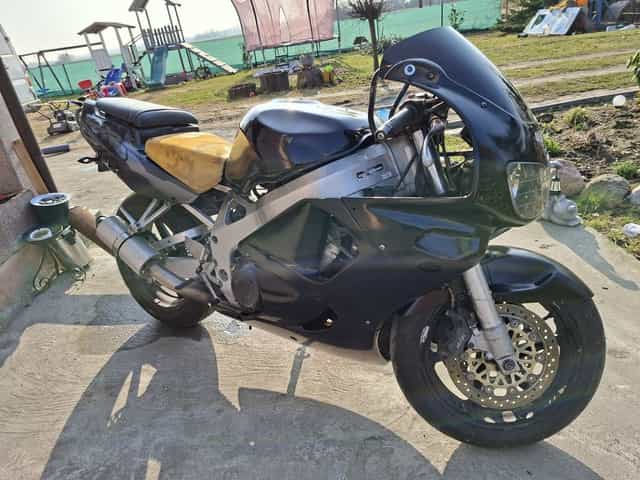 Honda Cbr 900rr sc33