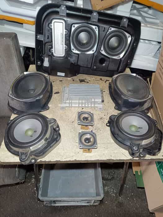 Nagłośnienie Bose głośnik wzmacniacz subwoofer Nissan Navara D40 kpl