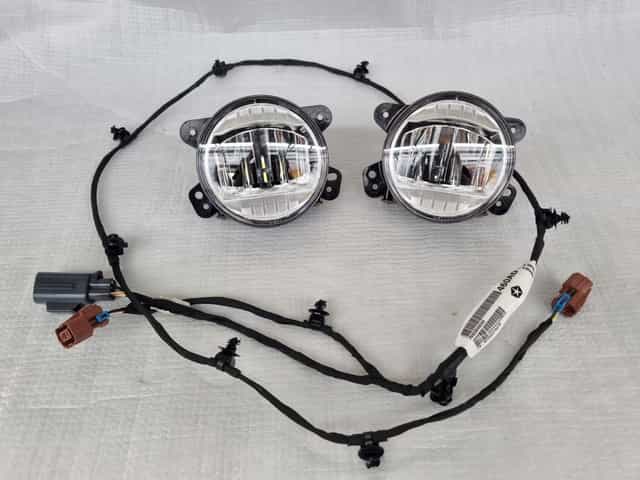 jeep wrangler gladiator halogeny drl