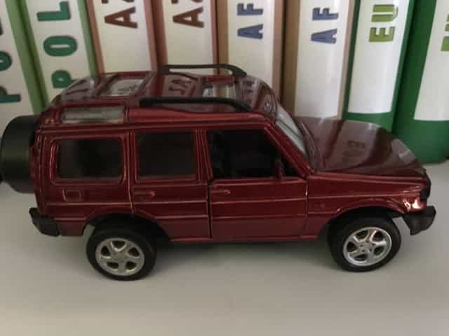 Land Rover Discovery - model