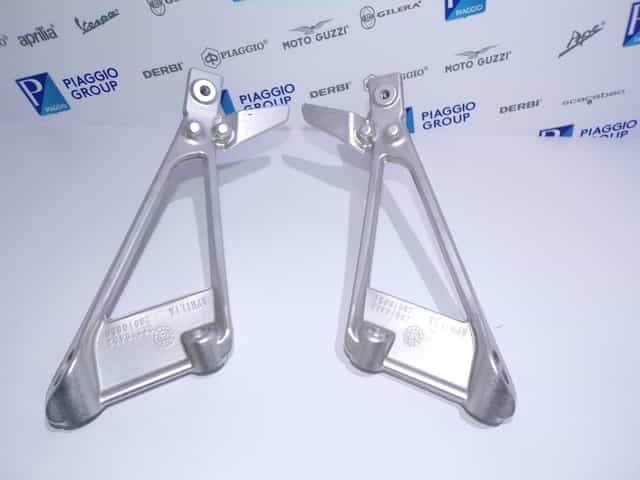 Komplet Set Pasażera Sety Prawy i Lewy Aprilia RS660 Tuono 660 OEM.