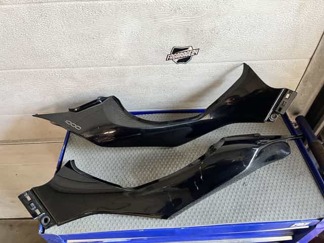 Kawasaki z 1000 ogon zadupek owiewka boczek
