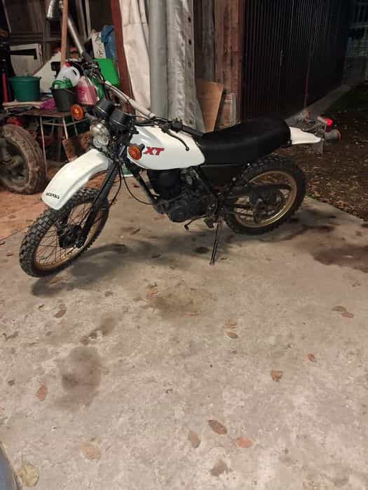 Cross yamaha xt 250