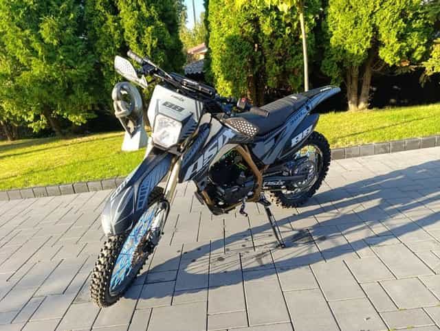 Asix xb88 300 rok 2024