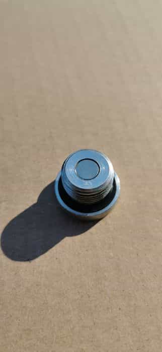 Polaris rzr sportsman scrambler korek spustu oleju most dyferencjał