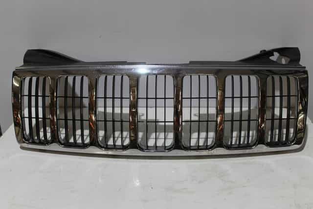 atrapa chłodnicy grill 55156814ae jeep grand cherokee wk 05-