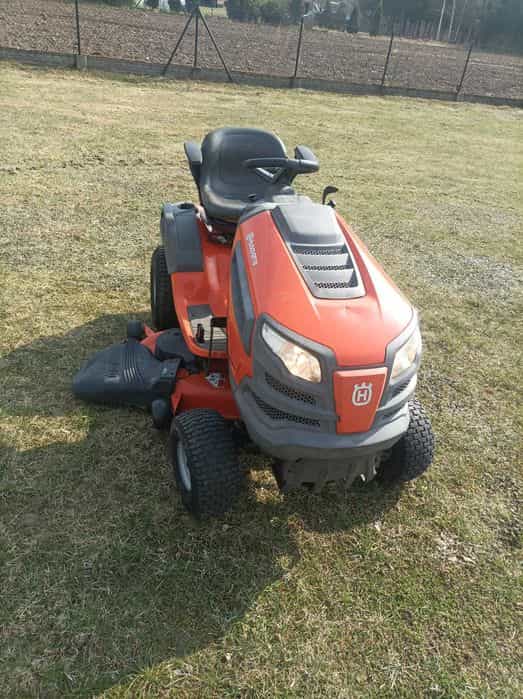Husqvarna yth24v48
