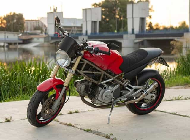 Ducati Monster 600