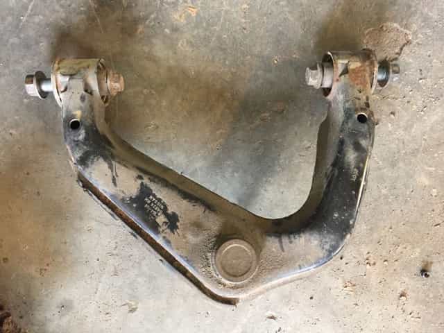 nissan navara d40 wahacz górny lewy prawy