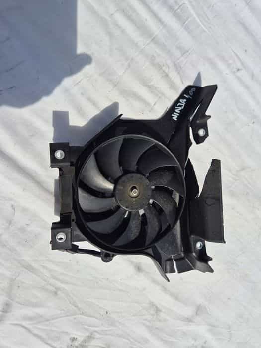 Wiatrak Chłodnicy Kawasaki Ninja 400