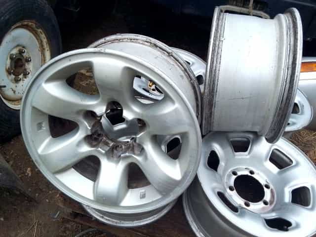 Nissan Patrol felga aluminiowa