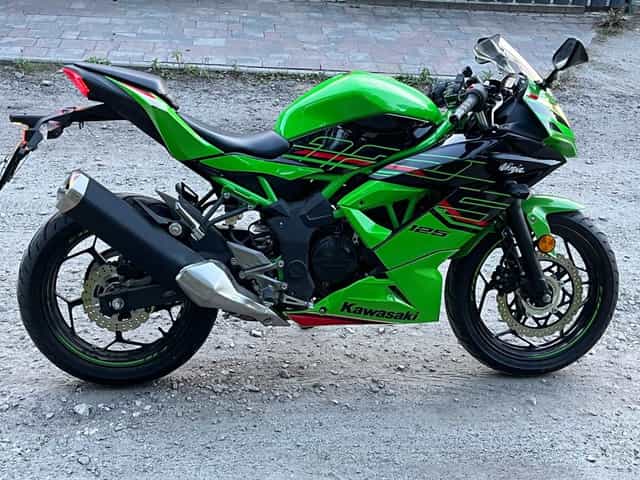 Kawasaki Ninja 125 ABS 2023 r.  1088 km Kat.B, A1, A2