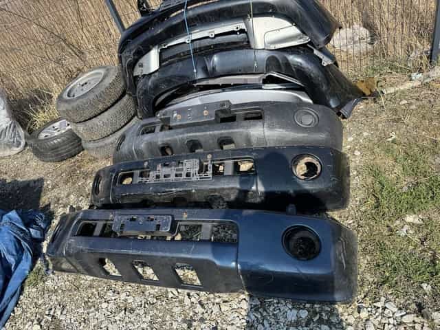 Patrol GU4 zderzak z spryskiwaczami i bez kolor belka metalowa czesci