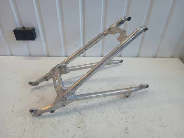 Stelaż subrama Suzuki RM 125 / 250