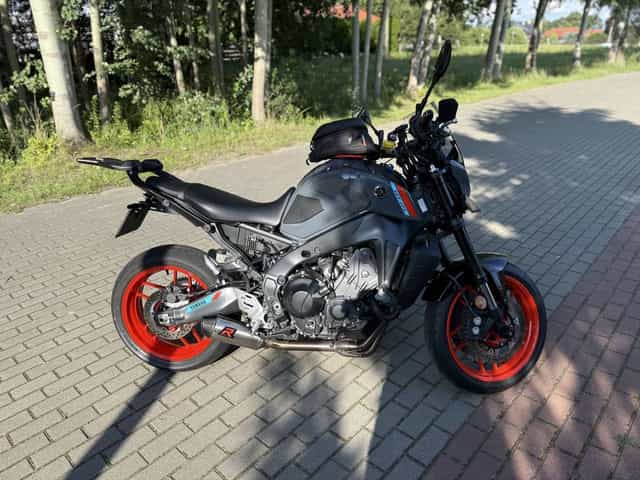 Yamaha Mt09 doinwestowana 2021r