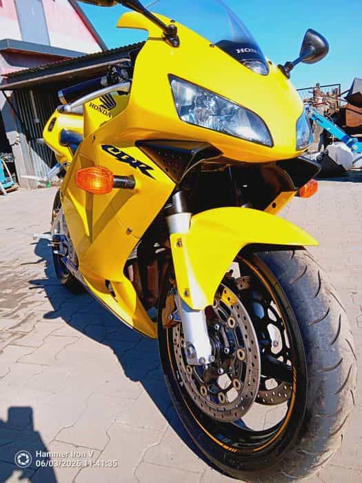 Honda CBR600RR Przygotowany do sezonu