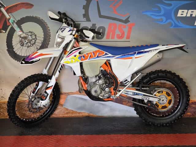 Ktm exc-f 350 model 2022 six days