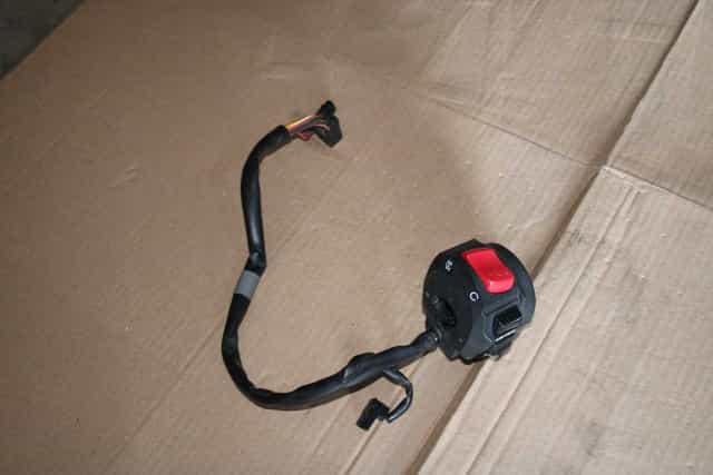 Przełącznik Przełączniki Prawy Suzuki Gsxr 600 L1-L6 11-17 , 750