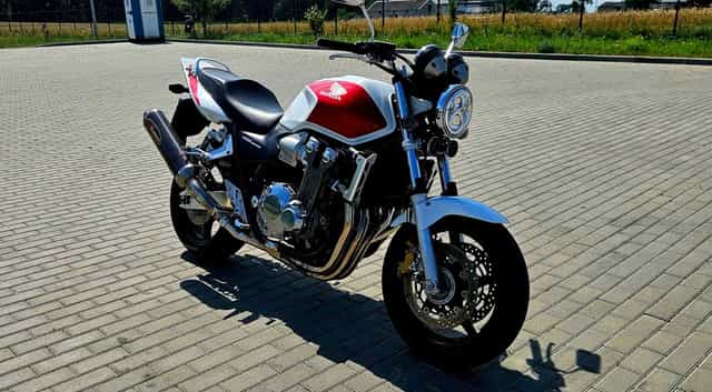 Honda CB1300, 2005r.__Akrapović__Mega Stan