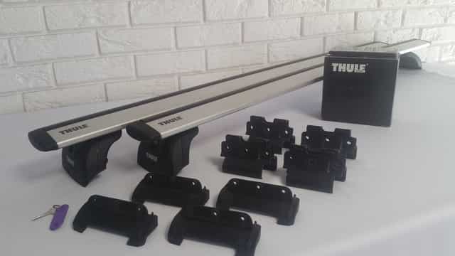 Bagażnik dachowy Thule LAND ROVER Discovery (Mk. V), 5-dr SUV, 17-